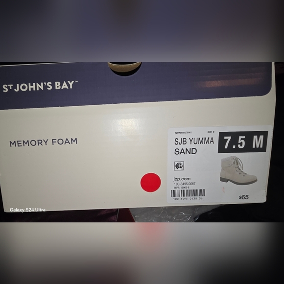 Boots - Picture 2 of 4